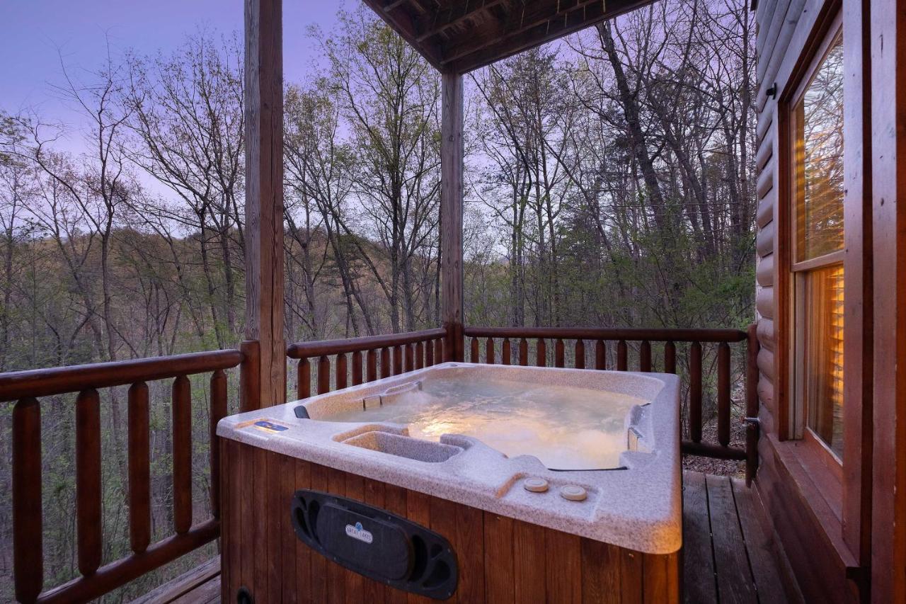 Private Smoky Mtn Log Home With 2 Decks And Hot Tub! Pigeon Forge Ngoại thất bức ảnh
